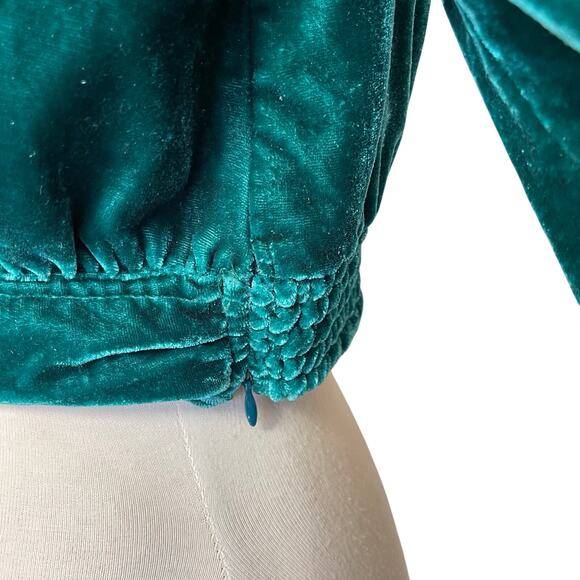 FREE PEOPLE Women’s Tell Me About It Emerald One Sleeve Velvet top - Picture 5 of 7